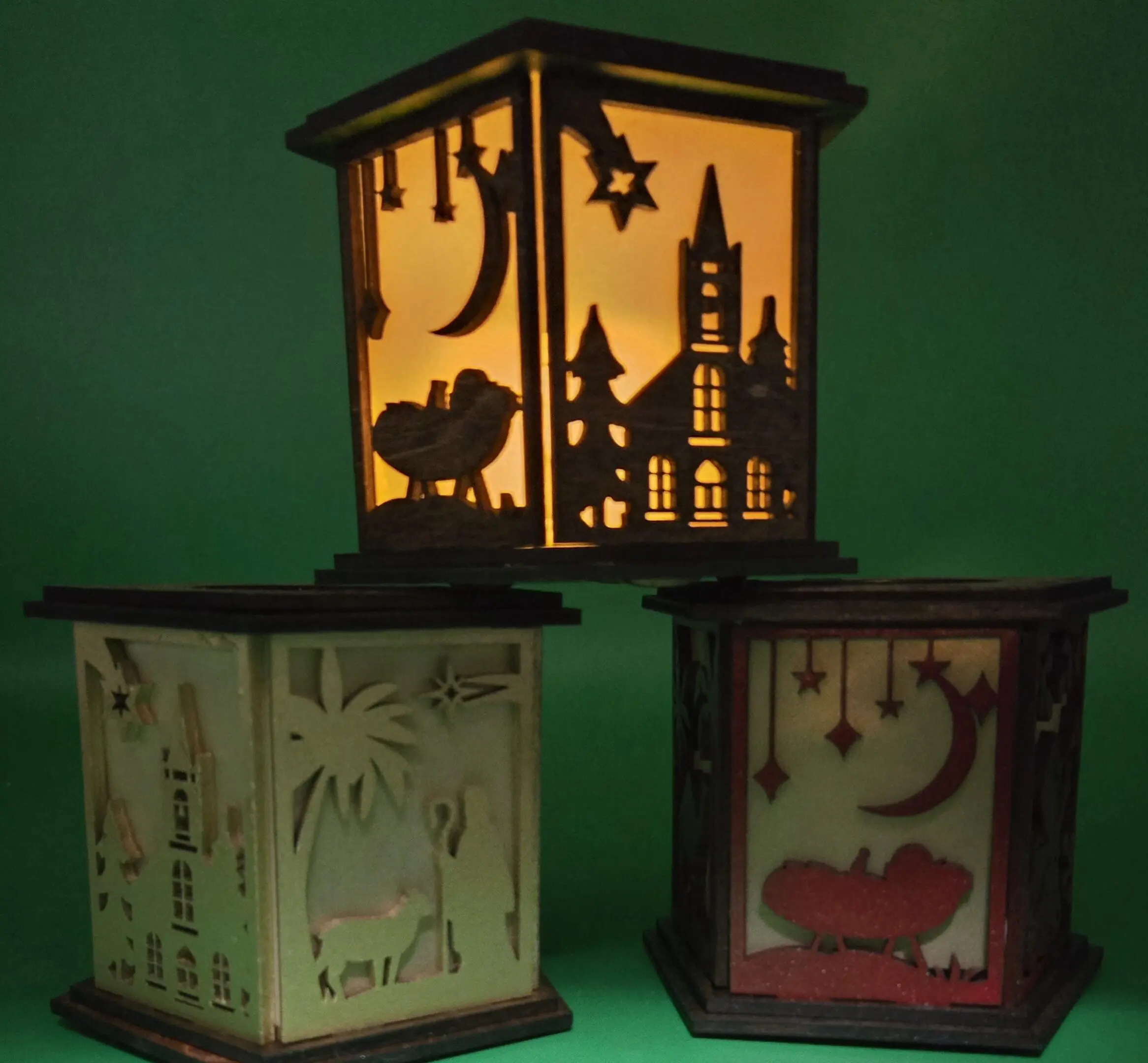 Holiday lantern w/ tea light